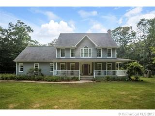 15 Home Stake Ln, Deep River, CT 06419 exterior