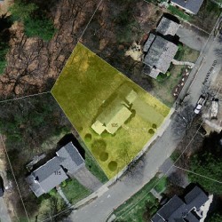 105 Annawan Rd, Newton, MA 02468 aerial view