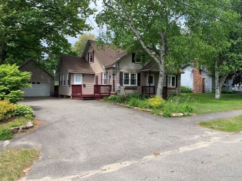 74 Ohio St, Millinocket, ME 04462 exterior