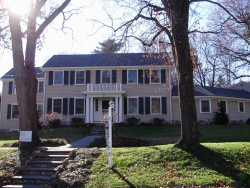 27 Country Club Rd, Newton, MA 02459 exterior