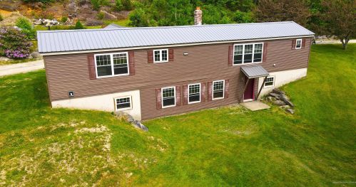 11 Dyer Ln, Prospect, ME 04981 exterior