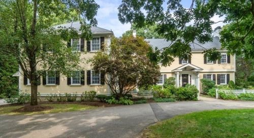 189 Cliff Rd, Wellesley, MA 02481 exterior