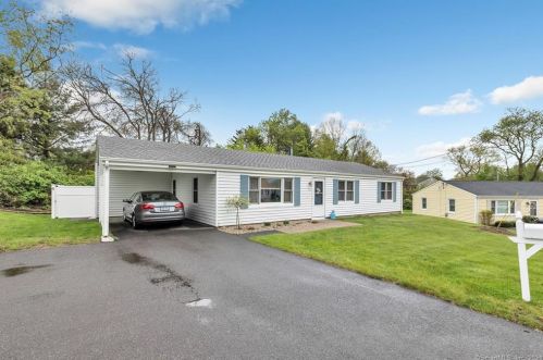 12 Hughes Cir, Ansonia, CT 06401 exterior