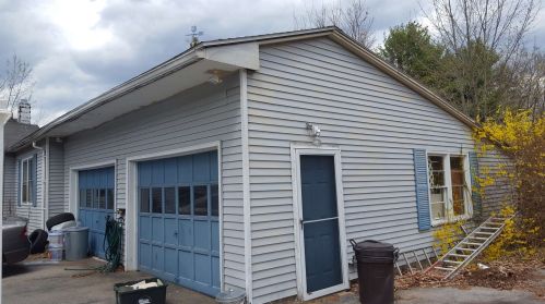 33 Fowler St, Concord, NH 03303 exterior