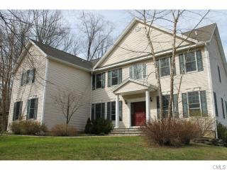 3 Wimisink Rd, Sherman, CT 06784 exterior