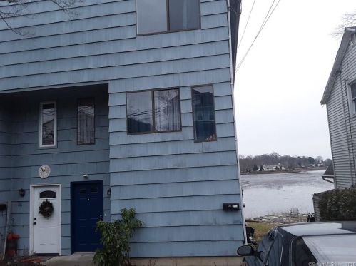 64 Beachview Ave, Bridgeport, CT 06605 exterior