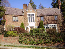 11 Clements Rd, Newton, MA 02458 exterior