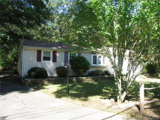 131 Mulberry Point Rd, Guilford, CT 06437 exterior