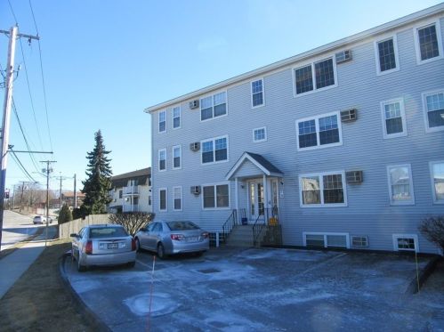 1 Amesbury St, Worcester, MA 01605 exterior