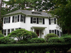 94 Moffat Rd, Newton, MA 02468 exterior