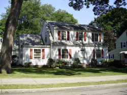 37 Randlett Park, Newton, MA 02465 exterior