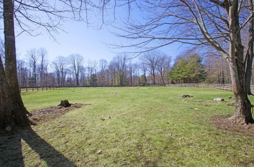58 Shearer Rd, Washington Depot, CT 06793 exterior