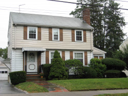 28 Annapolis Rd, Newton, MA 02465 exterior