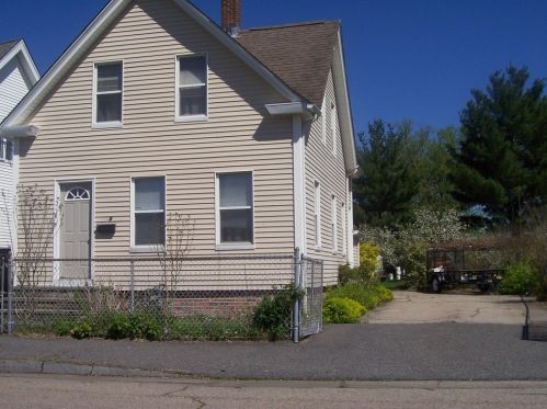 175 Washington St, Taunton, MA 02780 exterior