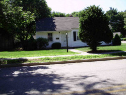 118 Wiswall Rd, Newton, MA 02459 exterior