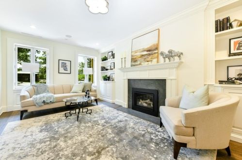 52 Beacon St, Roxbury-Xing, MA 02108 exterior