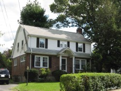 25 Byrd Ave, Newton, MA 02465 exterior