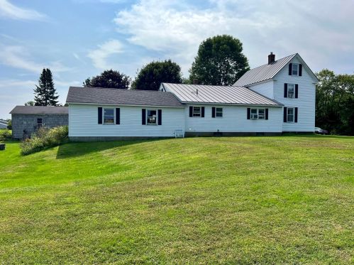 90 Patterson Ave, Winslow, ME 04901 exterior