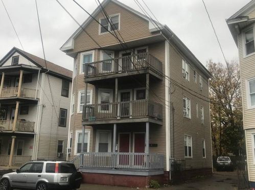 443 Potters Ave, Providence, RI 02907 exterior