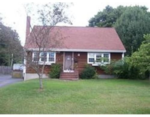 17 Shores Ave, Taunton, MA 02780 exterior