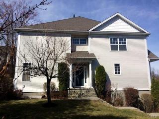 6 Maura Ln, Danbury, CT 06810 exterior