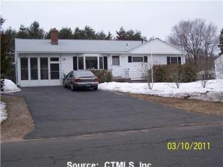 19 Ganny Ter, Enfield, CT 06082 exterior