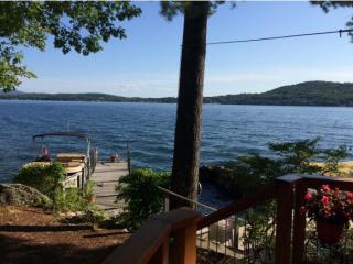 47 Spindle Point Rd, Meredith, NH 03253 exterior
