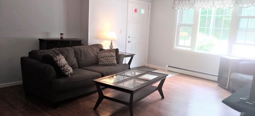 105 Springbrook Cir, Portsmouth, NH 03801 exterior