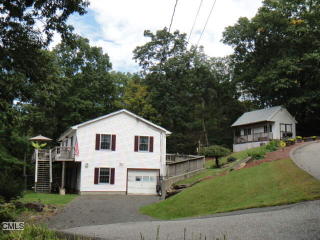 5 Flint Ridge Rd, Danbury, CT 06811 exterior