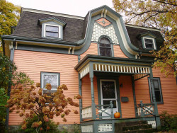 22 Terrace Ave, Newton, MA 02461 exterior