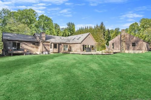 134 Chestnut Tree Hill Road Ext, Seymour, CT 06478 exterior
