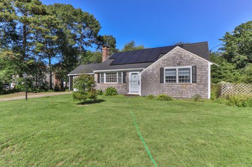 75 Captain Bacon Rd, Yarmouth, MA 02664 exterior