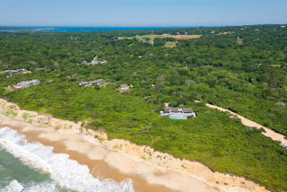 1 Azalea Ln, Chilmark, MA 02535 exterior