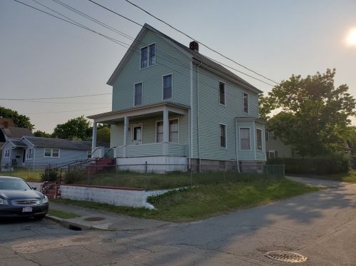 163 Field St, New-Bedford, MA 02740 exterior