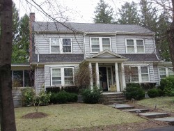 64 Plainfield St, Newton, MA 02468 exterior