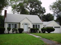 22 Bernard St, Newton, MA 02461 exterior