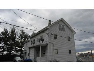 47 Grace St, Pawtucket, RI 02860 exterior