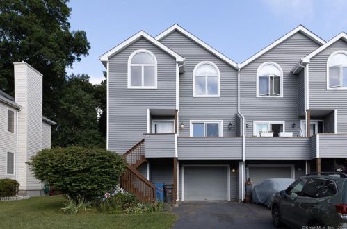 38 Jeffrey Alan Dr, Manchester, CT 06042 exterior