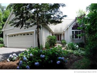 750 Wallingford Rd, Cheshire, CT 06410 exterior