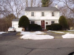 15 Ithaca Cir, Newton, MA 02462 exterior