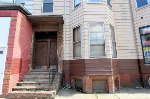 23 Bennington St, Roxbury-Xing, MA 02128 exterior