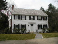 83 Bonad Rd, Newton, MA 02465 exterior