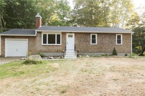 127 North Rd, Hopkinton, RI 02833 exterior