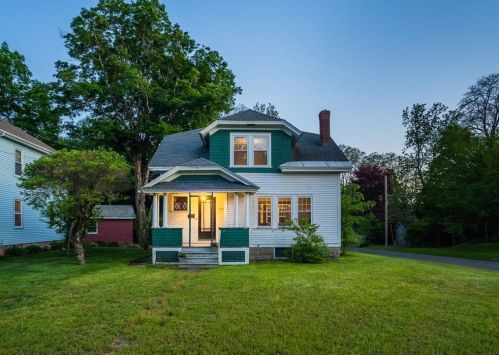 90 Beacon St, Northampton, MA 01062 exterior