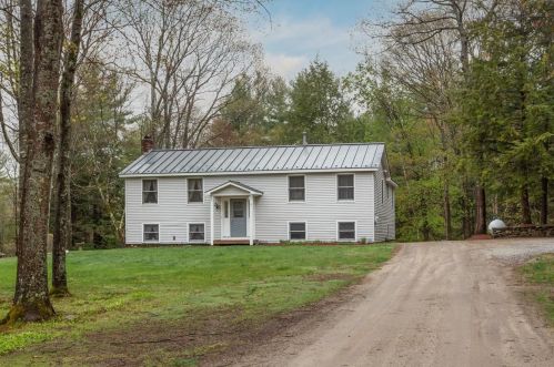 74 Anns Dr, Weare, NH 03281 exterior