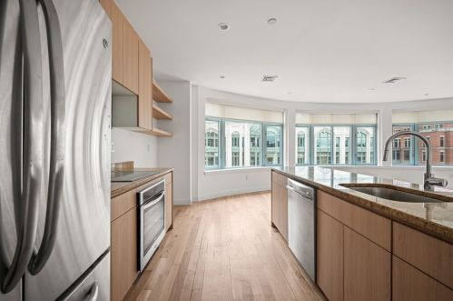425 Boylston St, Boston, MA 02116 exterior