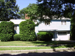 5 Sharpe Rd, Newton, MA 02459 exterior