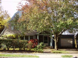 105 Grant Ave, Newton, MA 02459 exterior