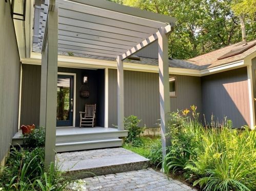 30 Butterhill Rd, Pelham, MA 01002 exterior