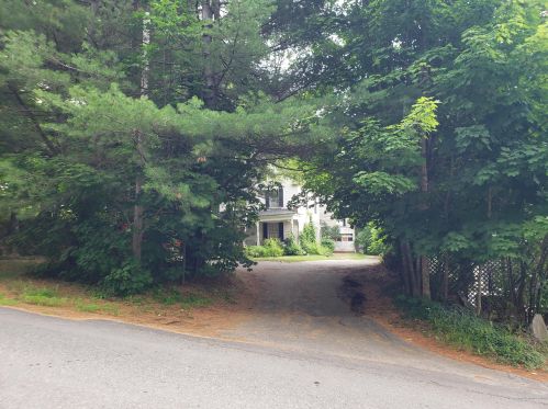 127 Anson St, Farmington, ME 04938 exterior